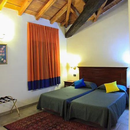Alloggio per agriturismo Alloggio Agrituristico Cascina Tappa *